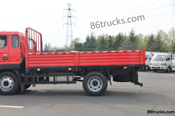JAC Dewos V8 195hp 4X2(6 wheels) 4.6m Stake Truck (China VI) Body (2) | 86Trucks