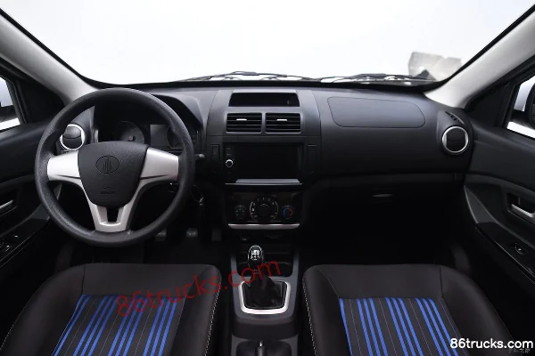 BAIC Ruixiang Boteng V1 Standard Edition 113 hp 1.5L Gasoline 7-Seat Multi-Purpose Passenger Vehicle Cab (1) | 86Trucks