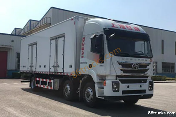 SAIC Hongyan GenlyonC6 250 ch 6X2(8 roues) 9,4 m camion frigorifique (China VI) Extérieur