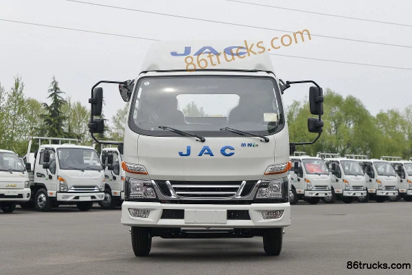 JAC Shuailing i5 4.5T 4.15m Van Electric Light Truck Chassis 4X2(6 wheels) Exterior (2) | 86Trucks