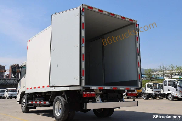 Huanrui Auto Standard 150hp 4X2(6 wheels) 4.15m Single Row Van Light Truck (China VI) (Fukang) Body (2) | 86Trucks