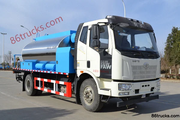 Xindongri Xindongri FAW Jiefang chassis asphalt distributor truck