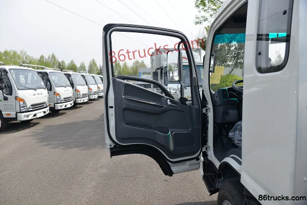 JAC Shuailing K280 102 hp 4X2(6 wheels) 3.3m Double Row Van Light Truck Cab (1) | 86Trucks