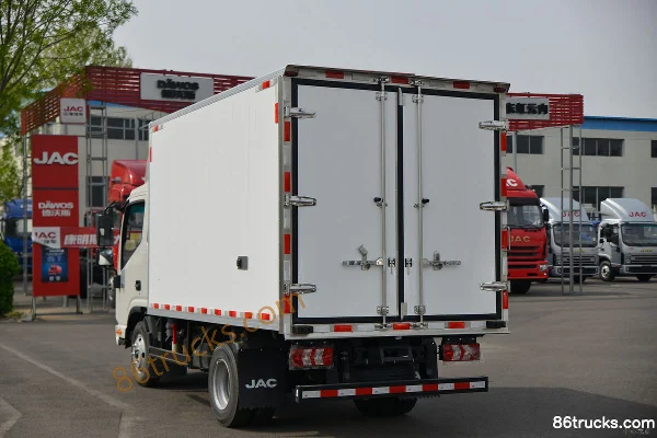JAC Shuailing K280 102 hp 4X2(6 wheels) 3.3m Double Row Van Light Truck Body (3) | 86Trucks