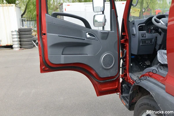 JAC Shuailing E Medium Body 129hp 4X2(6 wheels) 3.82m Single Row Van Light Truck (China VI) Cab (2) | 86Trucks