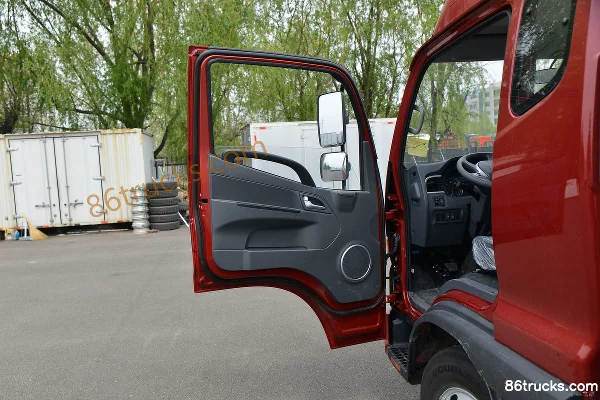JAC Shuailing E Medium Body 129hp 4X2(6 wheels) 3.82m Single Row Van Light Truck (China VI) Cab (1) | 86Trucks