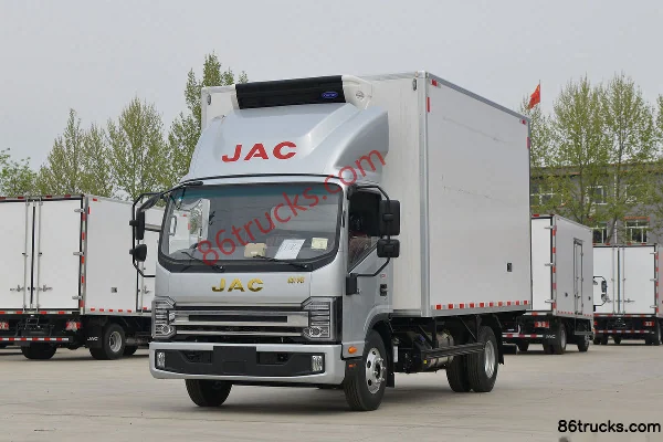 JAC Shuailing Q6 Ice Doctor Zhizun Edition 160 ch 4X2(6 roues) 4,015 m camion frigorifique (China VI) Extérieur (3) | 86Trucks