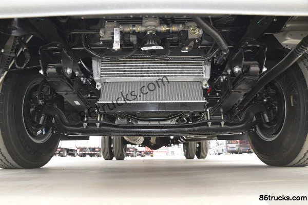 JAC Shuailing Q6 Ice Doctor Zhizun Edition 160 ch 4X2(6 roues) 4,015 m camion frigorifique (China VI) Châssis (1) | 86Trucks