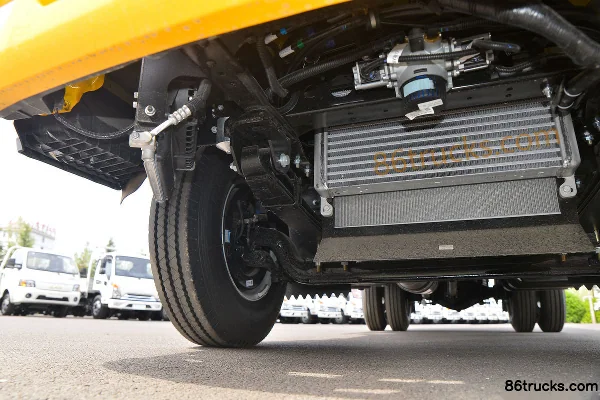 JAC Kangling J3 95 ch 4X2(6 roues) 3,37 m cabine avancée camion de vente Châssis (2) | 86Trucks