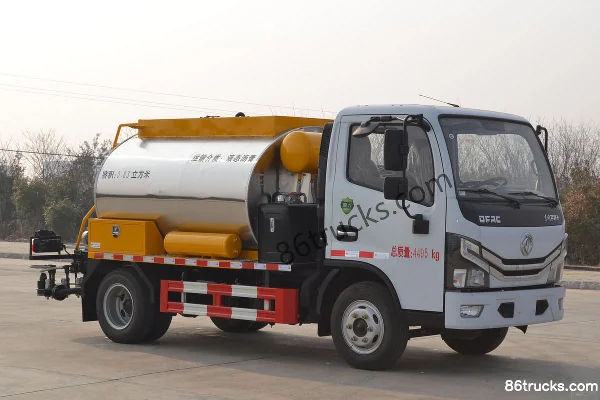 Dongfeng Duolika D5 115 hp 4X2(6 wheels) Asphalt Sprinkler Truck (Xindongri Brand) Exterior