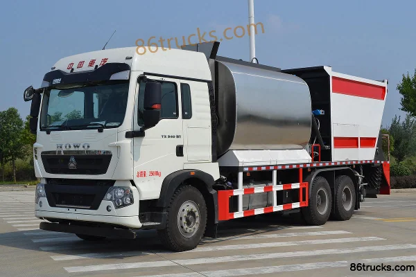 Sinotruk HOWO TX 350 hp 6X4(10 wheels) Chip Sealer (Xindongri Brand) Exterior (3) | 86Trucks