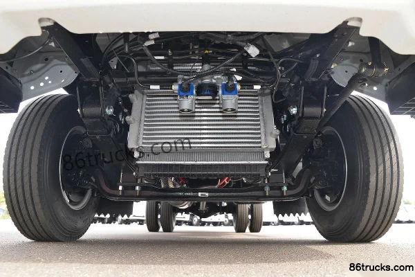 JAC Kangling H3 132hp 4X2(6 wheels) 4.18m Single-row Flatbed Light Truck (China VI) Chassis (1) | 86Trucks