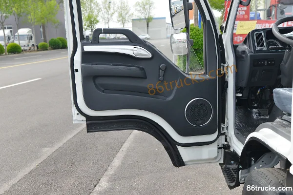 JAC Kangling H3 115hp 4X2(6 wheels) 3.85m one-and-a-half-row flatbed light truck (China VI) Cab (2) | 86Trucks
