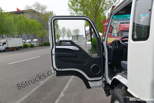 JAC Kangling H3 115hp 4X2(6 wheels) 3.85m one-and-a-half-row flatbed light truck (China VI) Cab (1) | 86Trucks