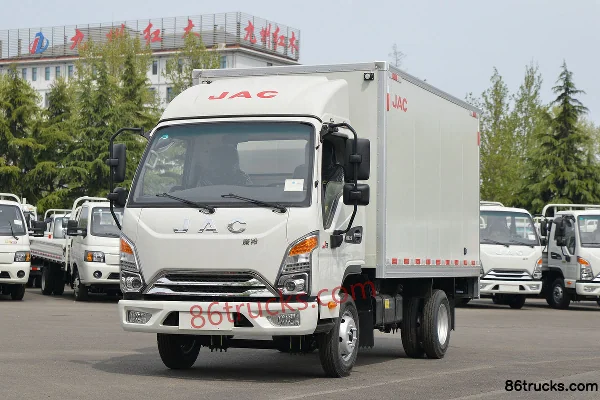 JAC Kangling J3 130 ch 4X2(6 roues) fourgon léger à cabine simple 3,7 m Extérieur (3) | 86Trucks