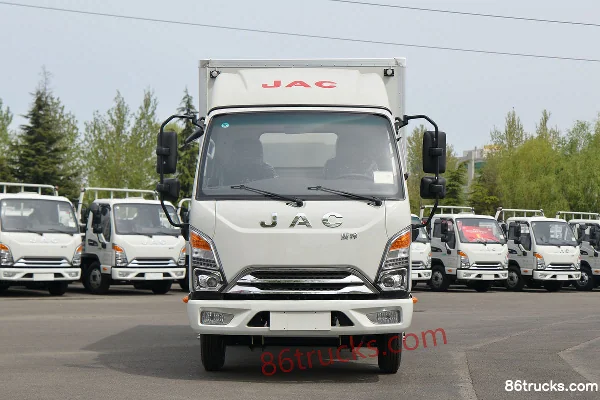 JAC Kangling J3 130 ch 4X2(6 roues) fourgon léger à cabine simple 3,7 m Extérieur (2) | 86Trucks