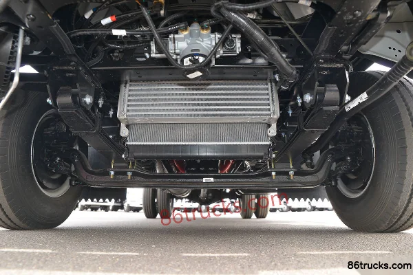JAC Kangling J5 150 hp 4X2(6 wheels) 4.15m Single Row Van Light Truck (China VI) Chassis (1) | 86Trucks