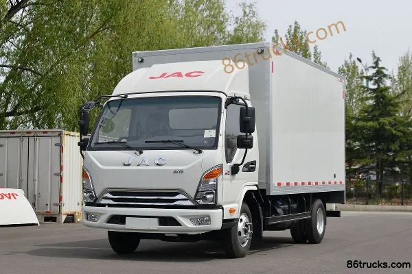 JAC Kangling J6 130 hp 4X2(6 wheels) 4.15 m Single Row Van Light Truck Exterior (3) | 86Trucks