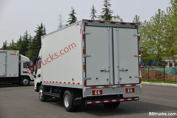 JAC Kangling J6 130 hp 4X2(6 wheels) 4.15 m Single Row Van Light Truck Body (3) | 86Trucks