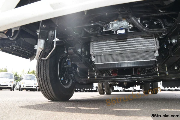 JAC Kangling J5 152 hp 4X2(6 wheels) 3.85m Cab-over Flatbed Light Truck (China VI)(WLY 8-speed) Chassis (2) | 86Trucks