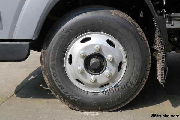 JAC Weilink K6 160 hp 4X2(6 wheels) 4.18m single-row flatbed light truck (China VI) Chassis (2) | 86Trucks