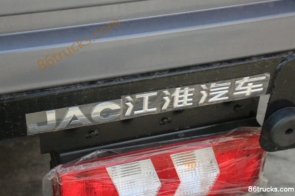 JAC Weilink K6 160 hp 4X2(6 wheels) 4.18m single-row flatbed light truck (China VI) Body (3) | 86Trucks