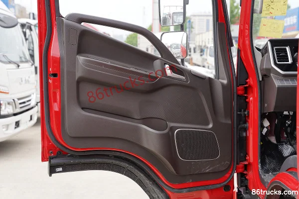 JAC Qingtianzhu 220hp 4X2(6 wheels) 5.85m semi-row flatbed cargo truck (China VI) Cab (3) | 86Trucks