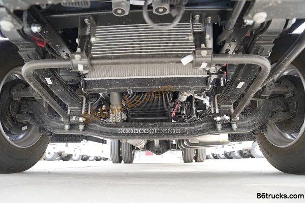 JAC Qingtianzhu 220hp 4X2(6 wheels) 5.85m semi-row flatbed cargo truck (China VI) Chassis (1) | 86Trucks