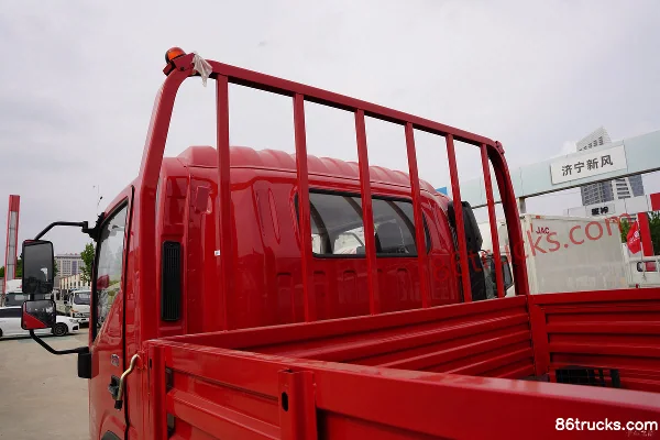 JAC Qingtianzhu 220hp 4X2(6 wheels) 5.85m semi-row flatbed cargo truck (China VI) Body (3) | 86Trucks
