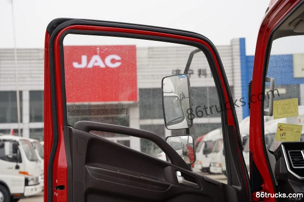 JAC Qingtianzhu 220hp 4X2(6 wheels) 5.85m Semi-row Cage Cargo Truck (China VI) Cab (2) | 86Trucks