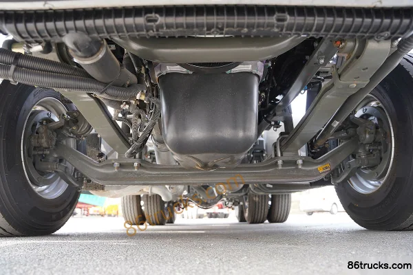 Sinotruk HOWO N7G Heavy Truck 460hp 6X4(10 wheels) Tractor Truck Chassis (1) | 86Trucks