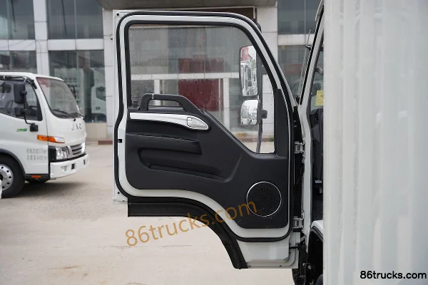 JAC Junling E5 132hp 4X2(6 wheels) 4.15m single-row van light truck (China VI) Cab (2) | 86Trucks