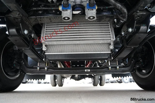 JAC Junling E5 132hp 4X2(6 wheels) 4.15m single-row van light truck (China VI) Chassis (1) | 86Trucks