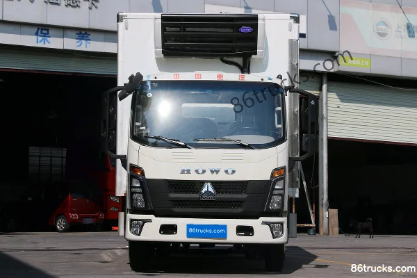 Sinotruk HOWO Tongshuai 160 hp 4X2(6 wheels) 4m Refrigerated Truck (China VI) (Luye Brand) (Ratio 4.333) Exterior (2) | 86Trucks