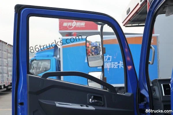 Dongfeng Duolika D6 Ruineng 140hp 4X2(6 wheels) 4.17m Single Row Van Light Truck (China VI) Cab (2) | 86Trucks