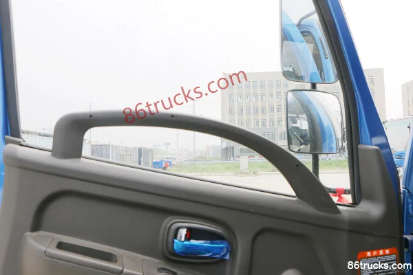 Feidi D3 Series 170 hp 4X2(6 wheels) 6.7m Flatbed Cargo Truck Cab (2) | 86Trucks