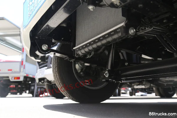 Foton Xiangling V2 Comfort 1.6L 105 hp 4X2(6 roues) CNG 3.3m single-row van mini truck Châssis (2) | 86Trucks