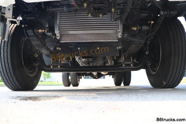 Qingling Lingka Standard Load 122hp 4X2(6 wheels) 3.6m Single Row Van Light Truck (China VI) Chassis (1) | 86Trucks