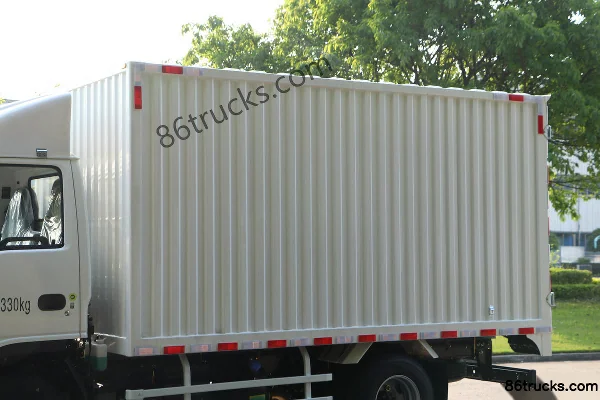 Qingling Lingka Standard Load 122hp 4X2(6 wheels) 3.6m Single Row Van Light Truck (China VI) Body (1) | 86Trucks