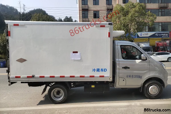 Changan Kuayue Wang X3 1,6 L 122 ch 4X2(6 roues) essence 3,01 m camion frigorifique (China VI) Extérieur (3) | 86Trucks