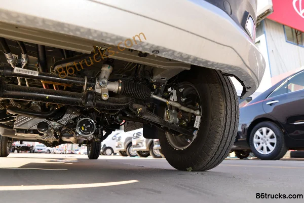 Changan Kuayue Xinbao T3 1,6 L 122 ch 4X2(6 roues) essence camion frigorifique 3,01 m (China VI) Châssis (3) | 86Trucks