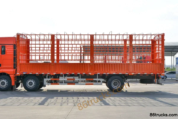 Sinotruk Sitrak G7 Heavy Truck 500 hp 6X4(10 wheels) 7.77m Box Cargo Truck (China VI) Body (2) | 86Trucks
