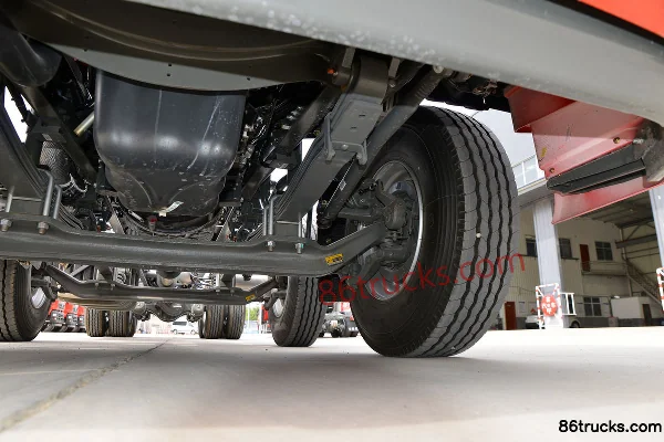 Sinotruk HOWO MAX 460hp 8X4(12 wheels) 9.55m Van Truck (China VI) Chassis (3) | 86Trucks