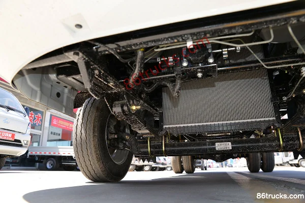 Changan Kuayue Zhe D5 1.8L 133hp 4X2(6 wheels) 3.05m Extended Cab Flatbed Mini Truck Chassis (2) | 86Trucks