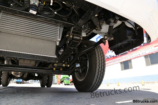 SHACMAN Commercial Vehicle Xuande Yi9 Standard Load Edition 148hp 4X2(6 wheels) 4.15m Single Row Flatbed Light Truck Chassis (3) | 86Trucks