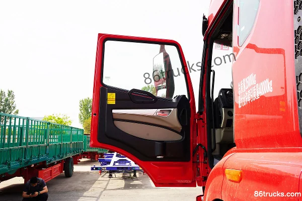 Sinotruk HOWO N7W camion lourd 460 ch 6X4(10 roues) tracteur routier mère (véhicule mère) Cabine (1) | 86Trucks
