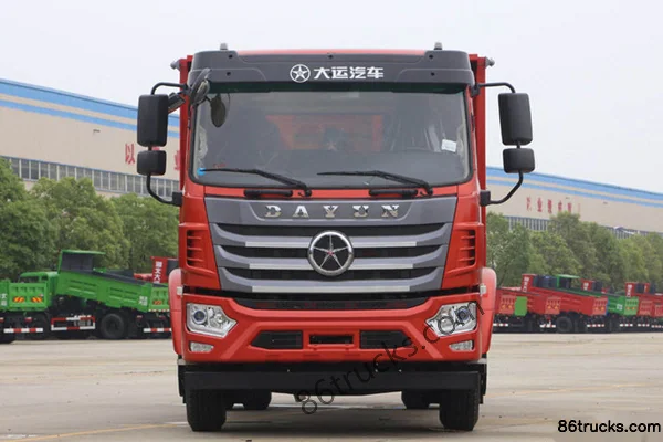 Dayun Dayun Fengshang Medium Truck water sprinkler truck