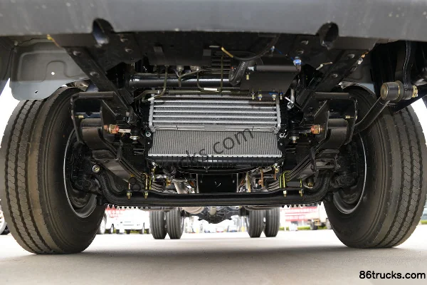 JMC Shunda Narrow Body 122hp 4X2(6 wheels) 4.13m Refrigerated Truck (China VI) Chassis (1) | 86Trucks