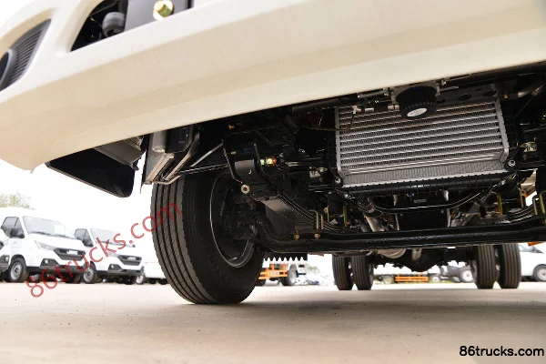 JMC Shunda Wide Body 122 hp 4X2(6 wheels) 4.2m single-row box truck (air brake) (China VI) Chassis (2) | 86Trucks