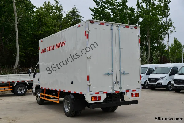 JMC Shunda Wide Body 122 hp 4X2(6 wheels) 4.2m single-row box truck (air brake) (China VI) (3) | 86Trucks